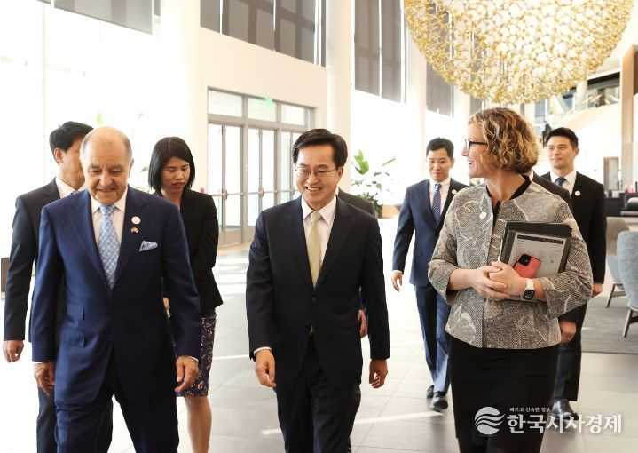 지난해 미국방문 당시 투자협약을 위해 에어프로덕츠사를 방문한 김동연 지사