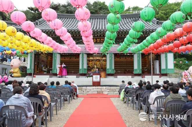 인천광역시 중구의회, ‘부처님 오신 날, 용궁사 봉축 법회’참석해 의미 되새겨
