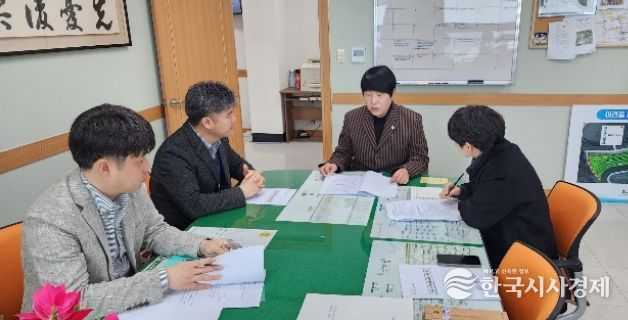 홍인숙 제주도의원, 학교 아침체육활동 현장방문