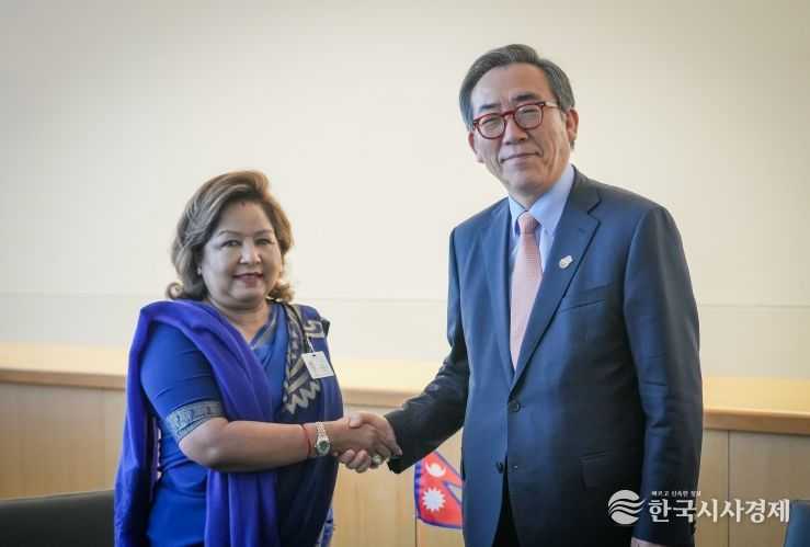 한-네팔 외교장관회담