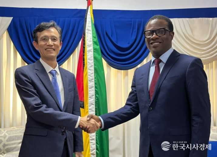 김진해 CARICOM 정부대표-가이아나 외교장관 면담