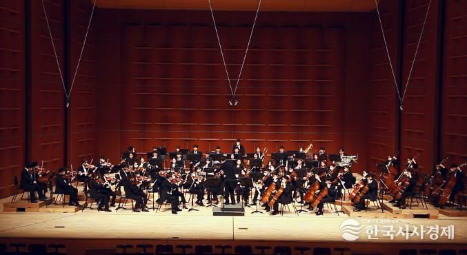 과거 시립청소년교향악단 연주사진