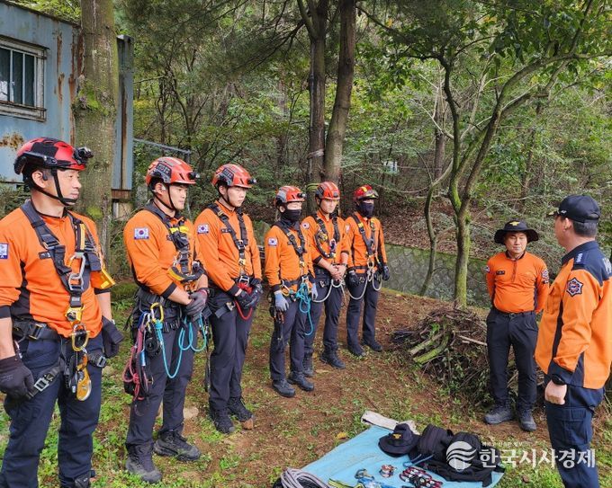 가을철 산악사고 대비 산악구조훈련