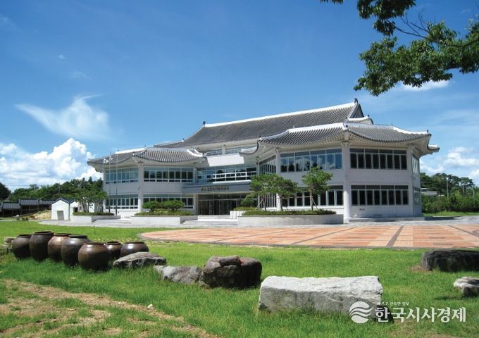 영암도기박물관