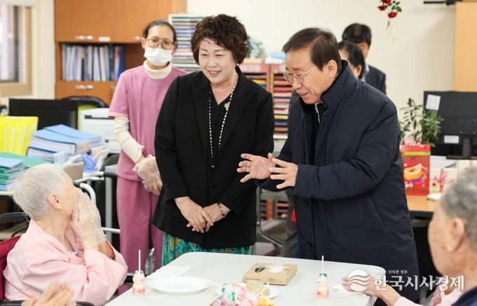 행복한 어르신들