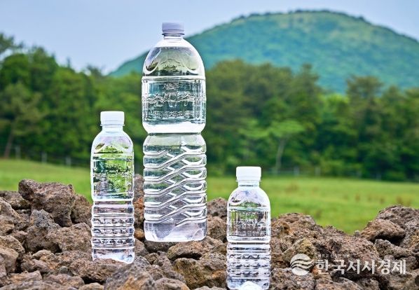 무라벨 ‘제주삼다수 그린’.