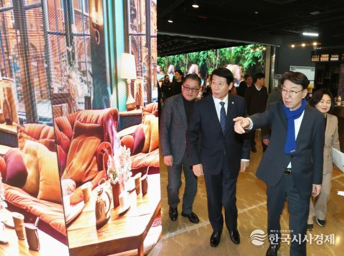 전통시장형 복합문화공간 남부시장 ‘모이장’ 개관