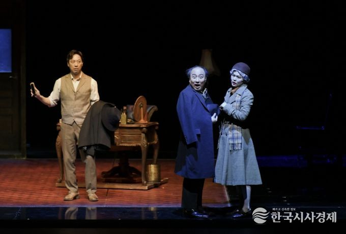 연극 '더 드레서' 당진 공연 성료, 깊은 울림 속 당진에서 전국투어 첫 출발