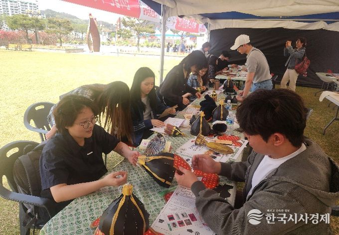 의병박물관 홍의장군 축제 전시 체험 운영